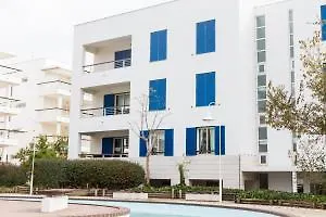B06 - Top-Floor Marina 2 Bed Apartment Lagos 0*,  Portugal