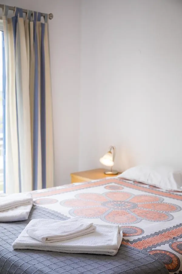 B06 - Top-Floor Marina 2 Bed Apartment Lagos 0*,  Portugal