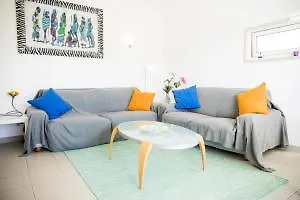 B06 - Top-Floor Marina 2 Bed Apartment Lagos