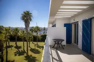 B06 - Top-Floor Marina 2 Bed Apartment Lagos
